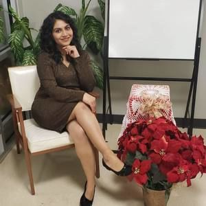 Meet your Posher, Dhara